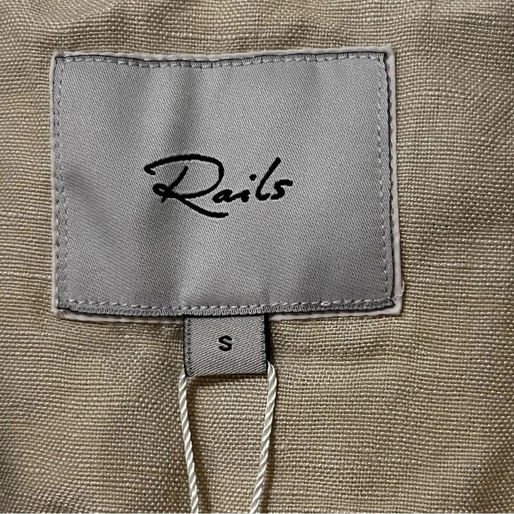 NWT RAILS Flynn Blazer In Taupe Linen Blend Boxy Oversized Relaxed Workwear S - Picture 14 of 16